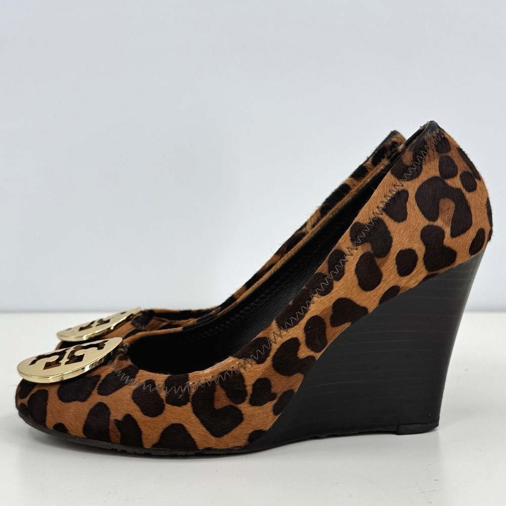 TORY BURCH Leopard Pony Hair / Gold Logo High Wedge Heel Sz 6.5
